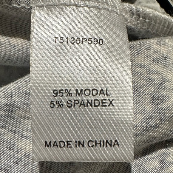 ❤️ EUC Small Tart Romper - Picture 3 of 3